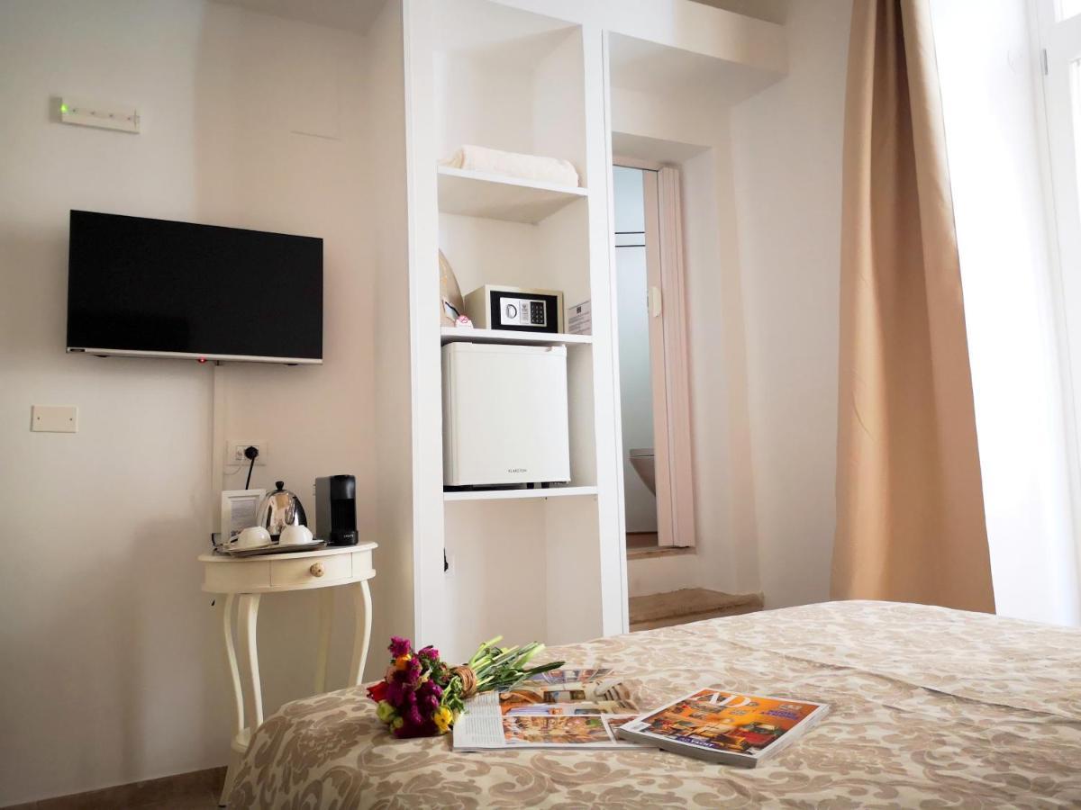 Corte Pietrantica - Charming Rooms & Suites 지오비나조 외부 사진