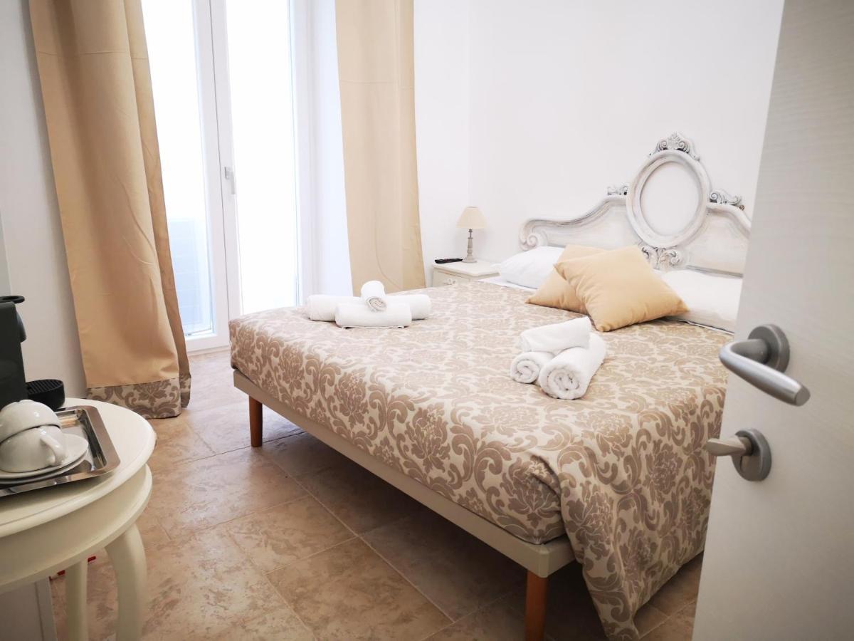 Corte Pietrantica - Charming Rooms & Suites 지오비나조 외부 사진