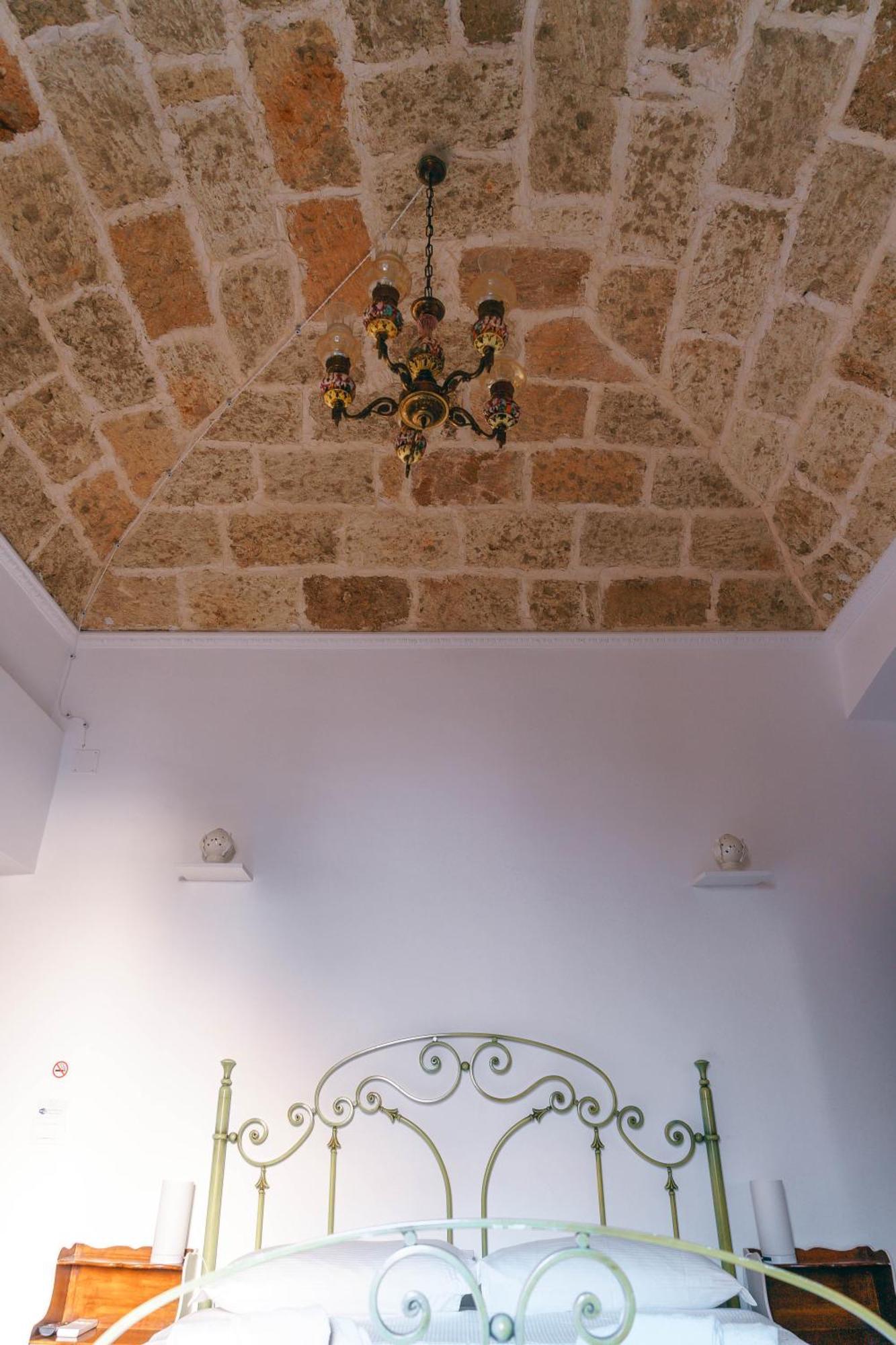Corte Pietrantica - Charming Rooms & Suites 지오비나조 객실 사진