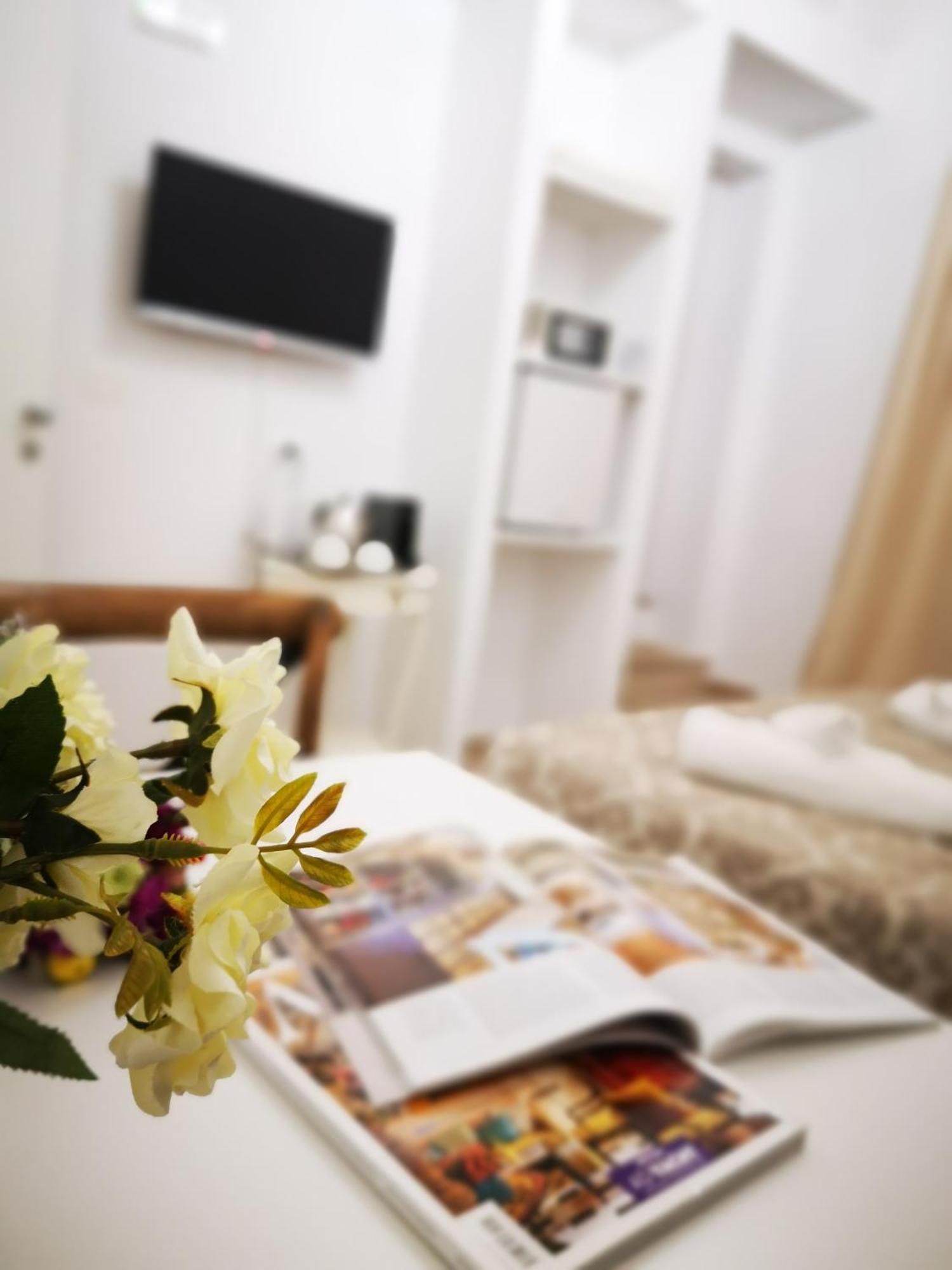 Corte Pietrantica - Charming Rooms & Suites 지오비나조 객실 사진